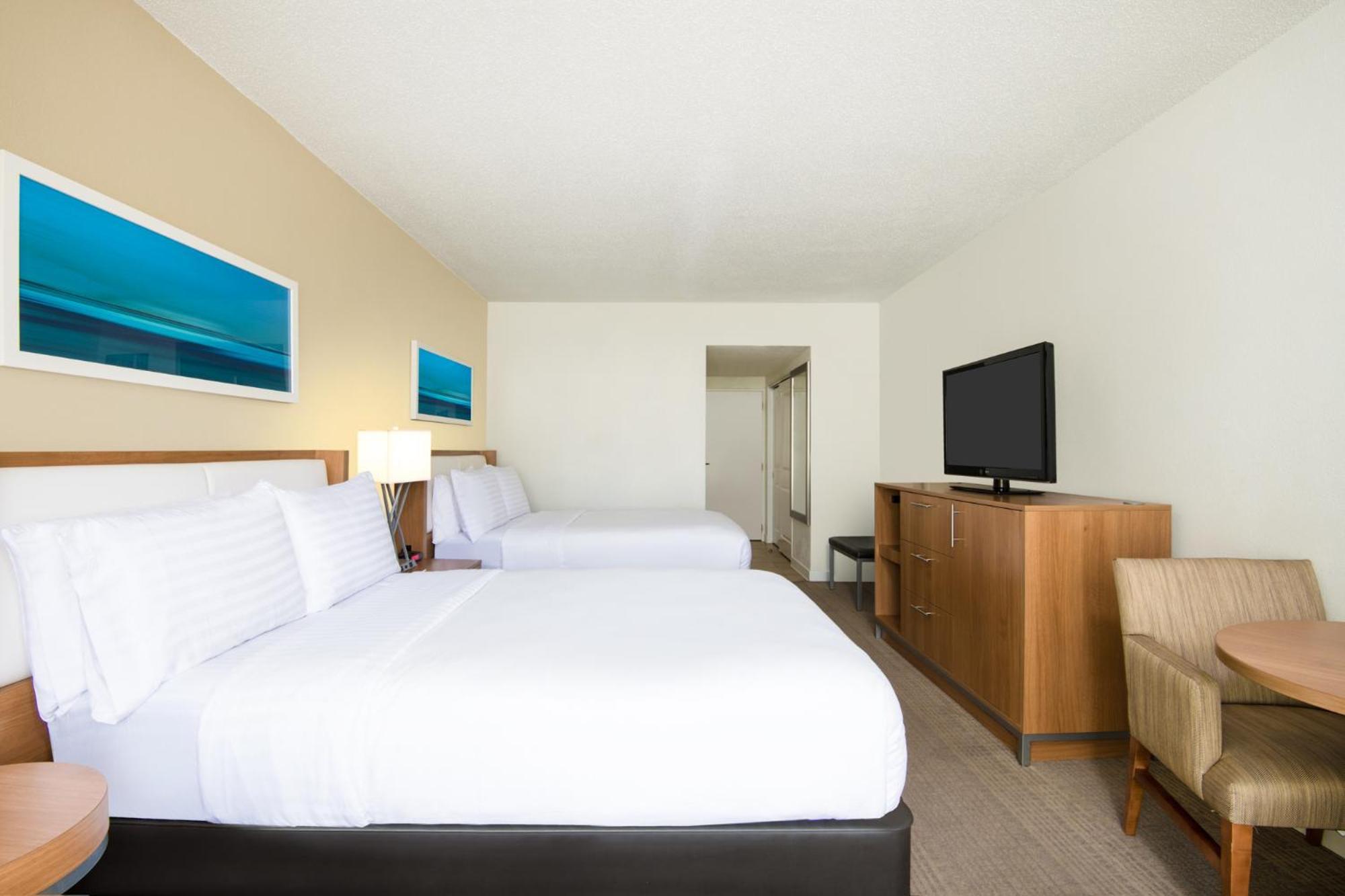 All Inclusive Holiday Inn Resort Aruba - Beach Resort & Casino By Ihg Palm Beach Esterno foto