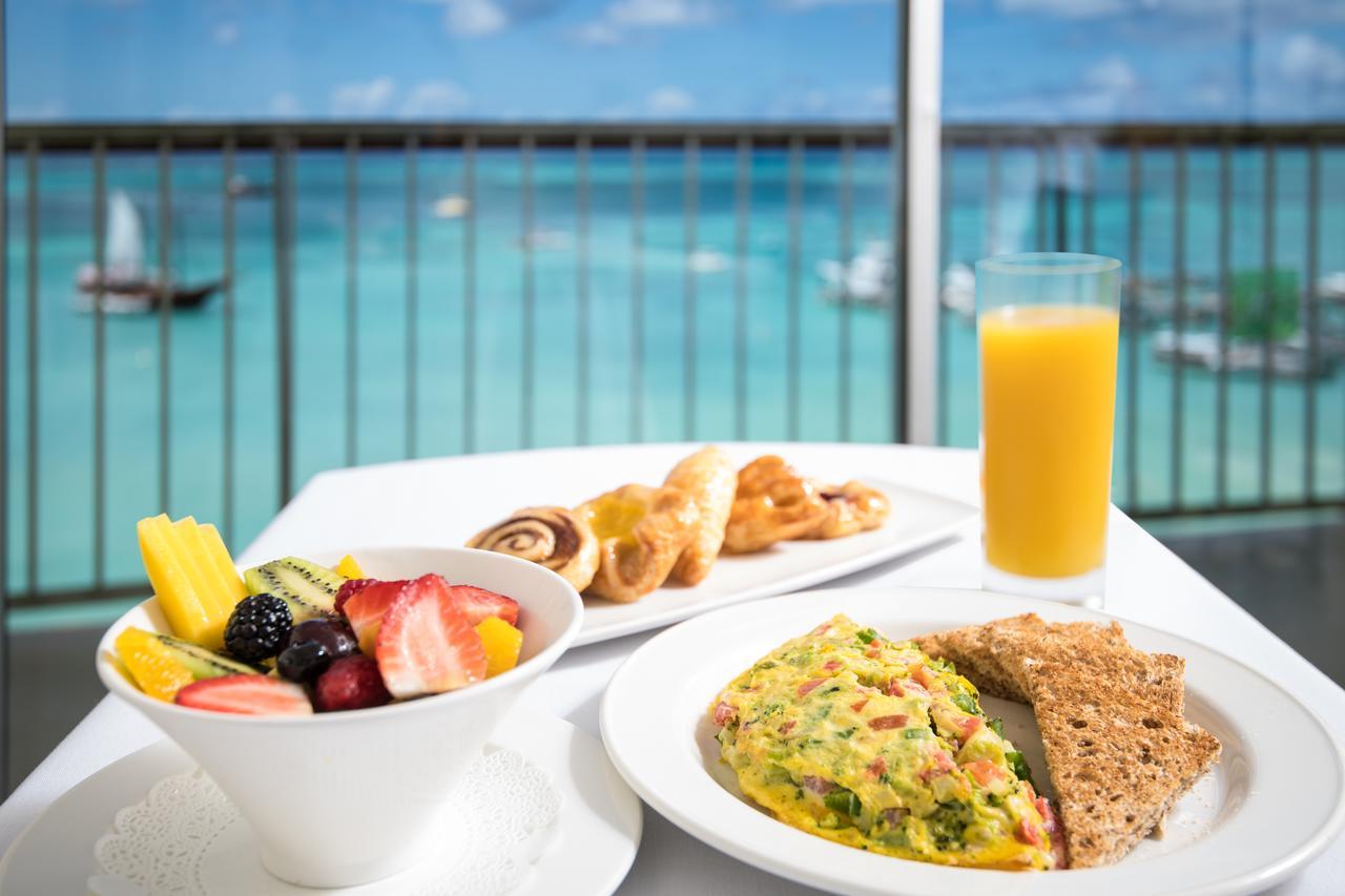 All Inclusive Holiday Inn Resort Aruba - Beach Resort & Casino By Ihg Palm Beach Esterno foto