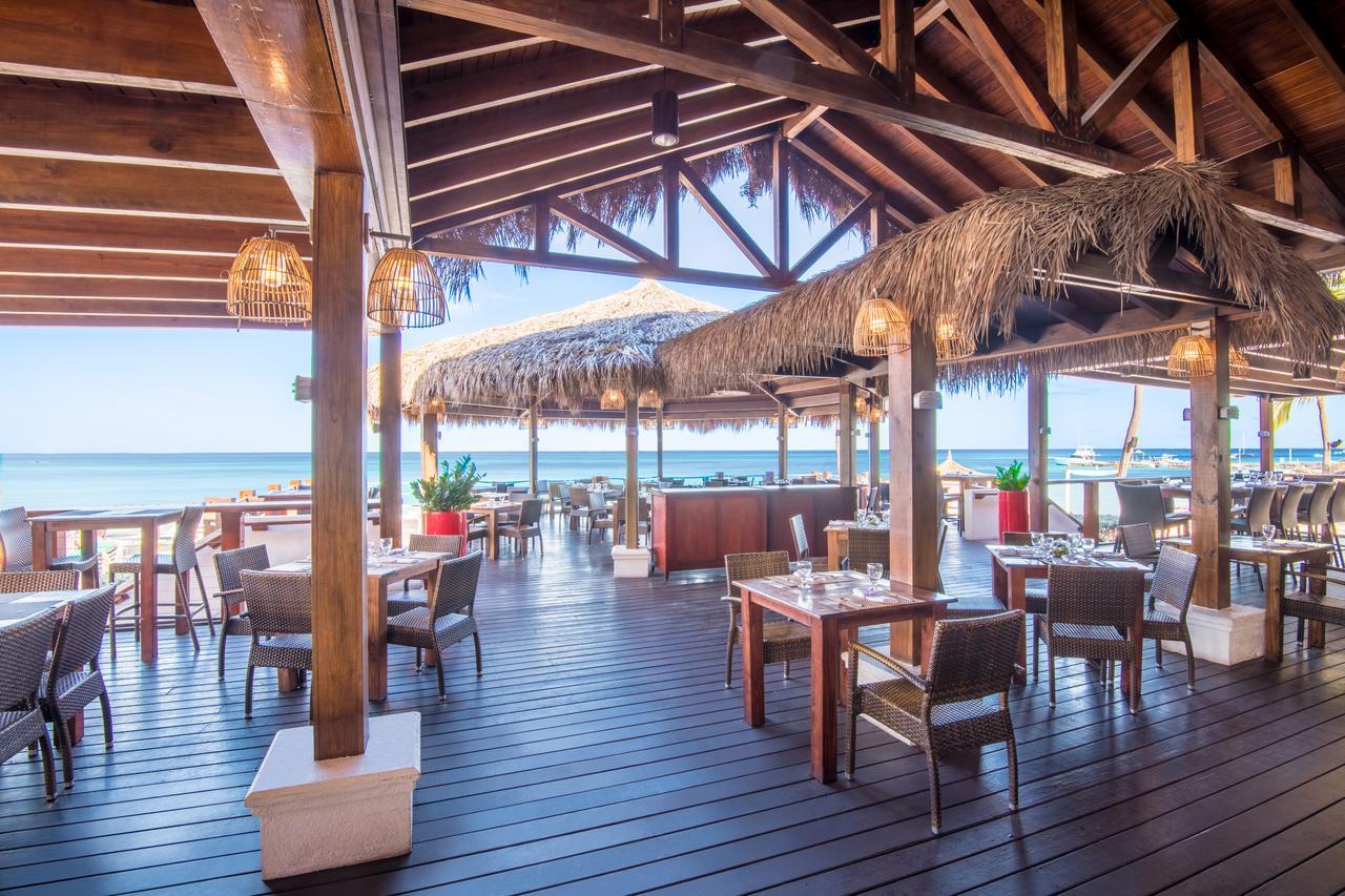 All Inclusive Holiday Inn Resort Aruba - Beach Resort & Casino By Ihg Palm Beach Esterno foto