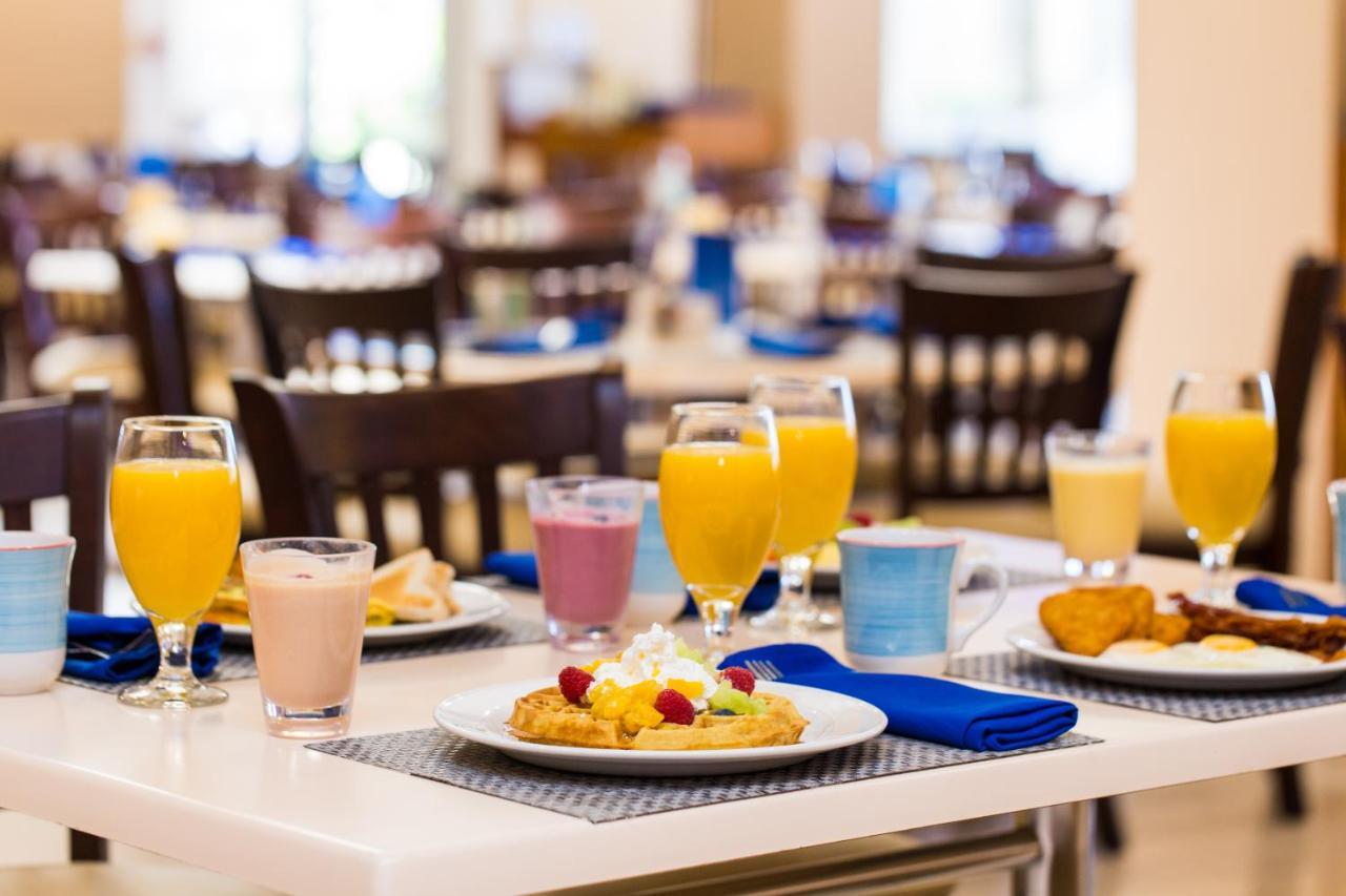All Inclusive Holiday Inn Resort Aruba - Beach Resort & Casino By Ihg Palm Beach Esterno foto