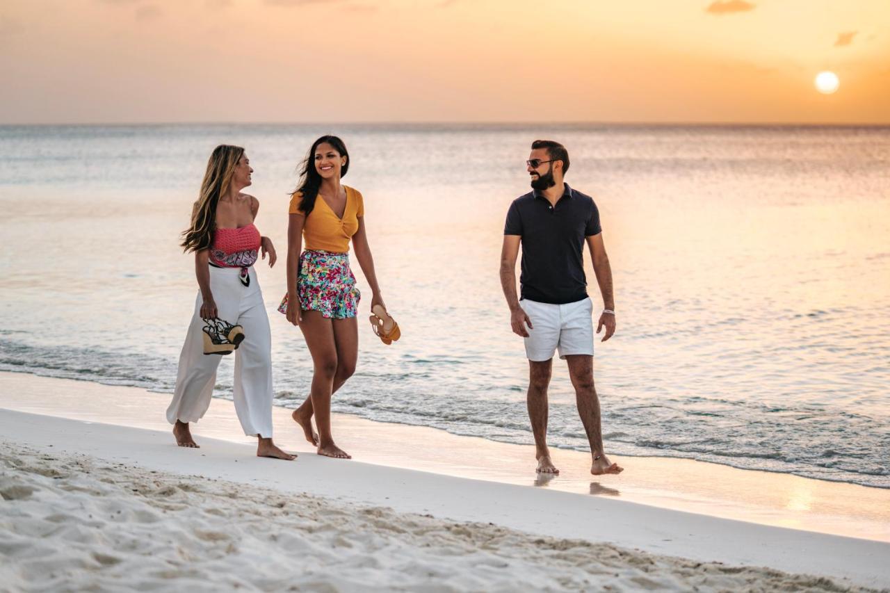 All Inclusive Holiday Inn Resort Aruba - Beach Resort & Casino By Ihg Palm Beach Esterno foto